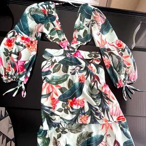 Jungle print maxi cut out dress. Size Small
